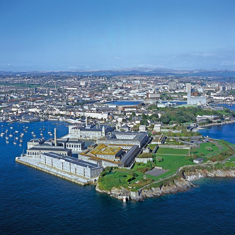 플리머스 Buckingham Place At The Royal William Yard 아파트 외부 사진